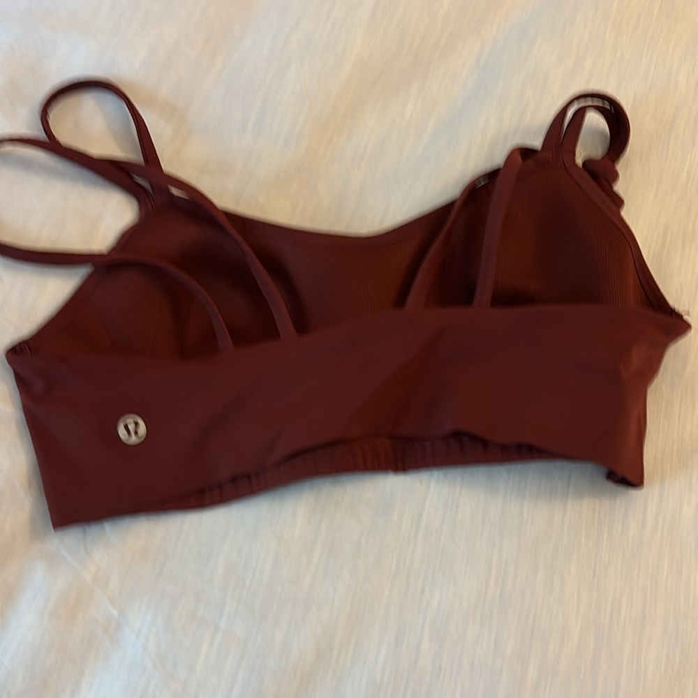 Barely worn sports bra - Picture 2 of 2